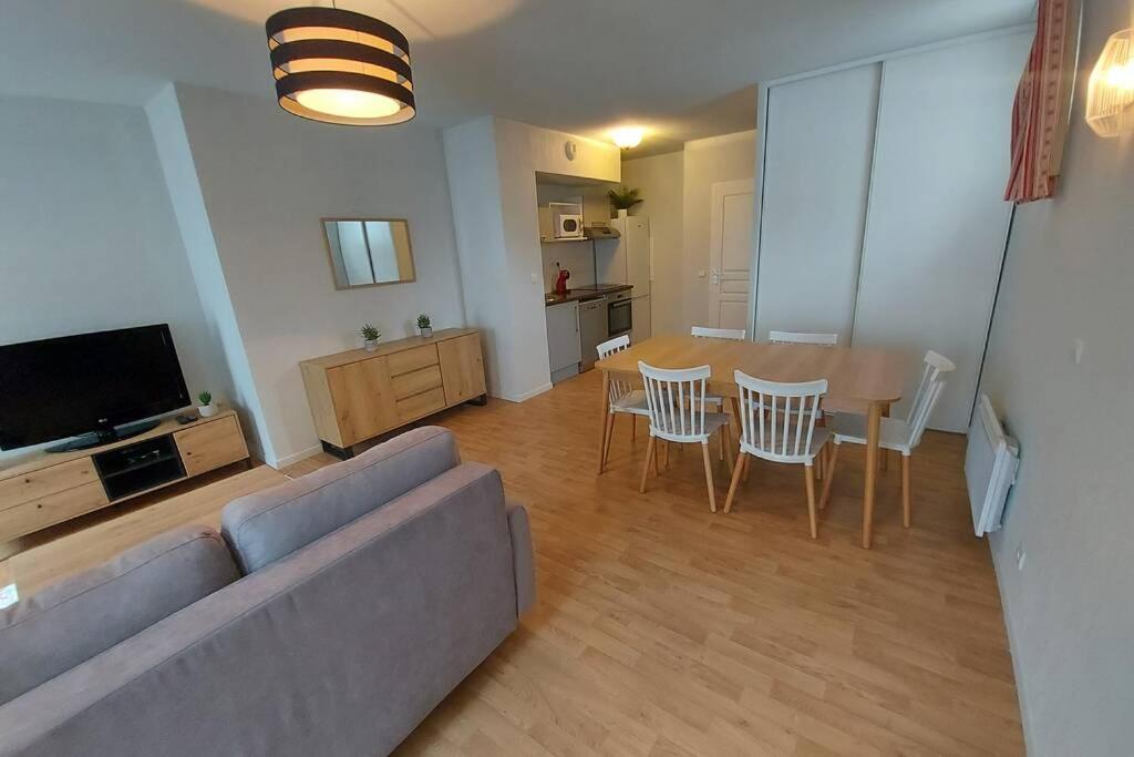 Appartement Moderne, Hyper-Centre - 6/8 Pers. Bagneres-de-Luchon Luaran gambar