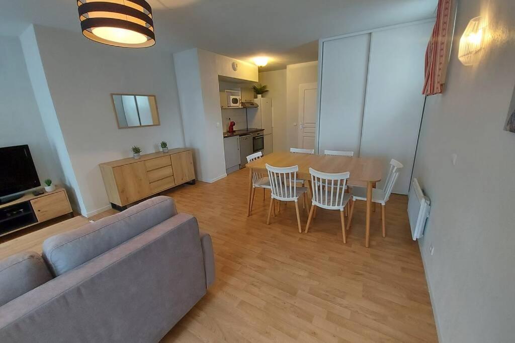 Appartement Moderne, Hyper-Centre - 6/8 Pers. Bagneres-de-Luchon Luaran gambar
